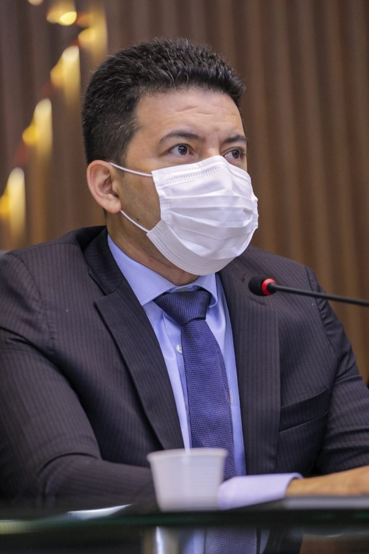 Deputado pede acesso a contratos do Governo do AM com Hospital de Campanha