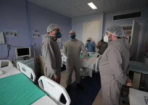 Hospital Delphina Aziz recebe 10 novos leitos de UTI para Covid