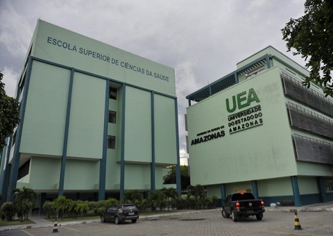 UEA antecipa formatura de alunos da área de saúde para atuação no SUS