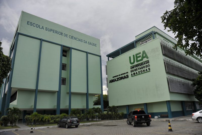 UEA antecipa formatura de alunos da área de saúde para atuação no SUS