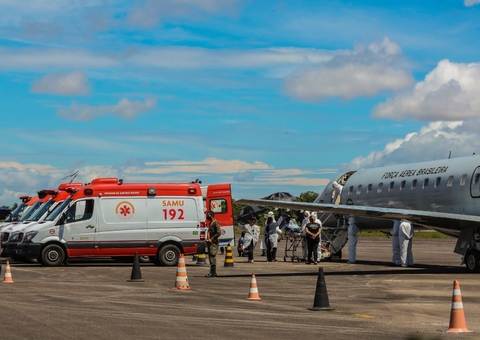 Covid: 17 pacientes de Manaus são transferidos para Belém 