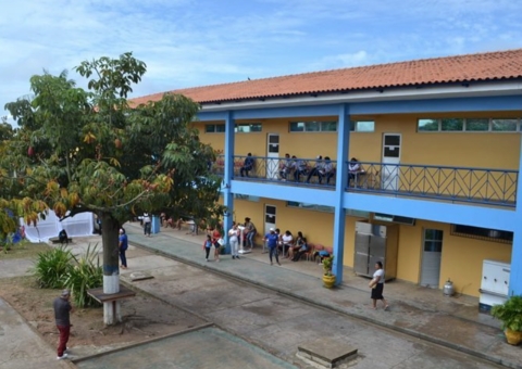 Parintins suspende definitivamente retorno das aulas em 2020