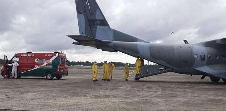 Amazonas transfere mais quatro pacientes de covid-19 para Estado do Pará