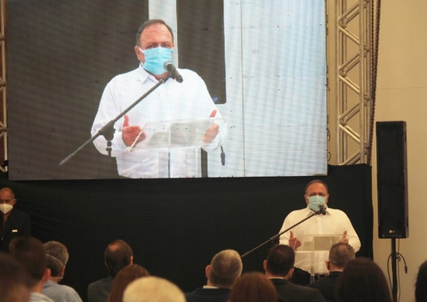 'Não há mais leitos de UTI', diz Pazuello sobre rede hospitalar em Manaus