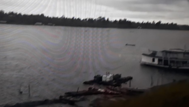 Mulher desaparece no Rio Amazonas ao ser lançada de lancha durante colisão