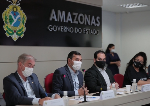 Governo do Amazonas alinha estratégias para ampliar saneamento básico
