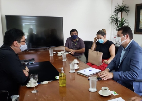 Parceria no Programa Saúde Amazonas vai garantir qualificação a servidores