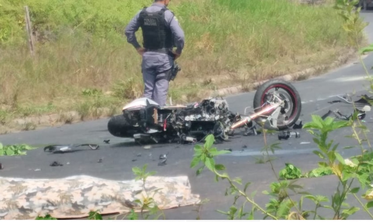 Vídeos mostram dimensão da tragédia na AM-010; dois morreram
