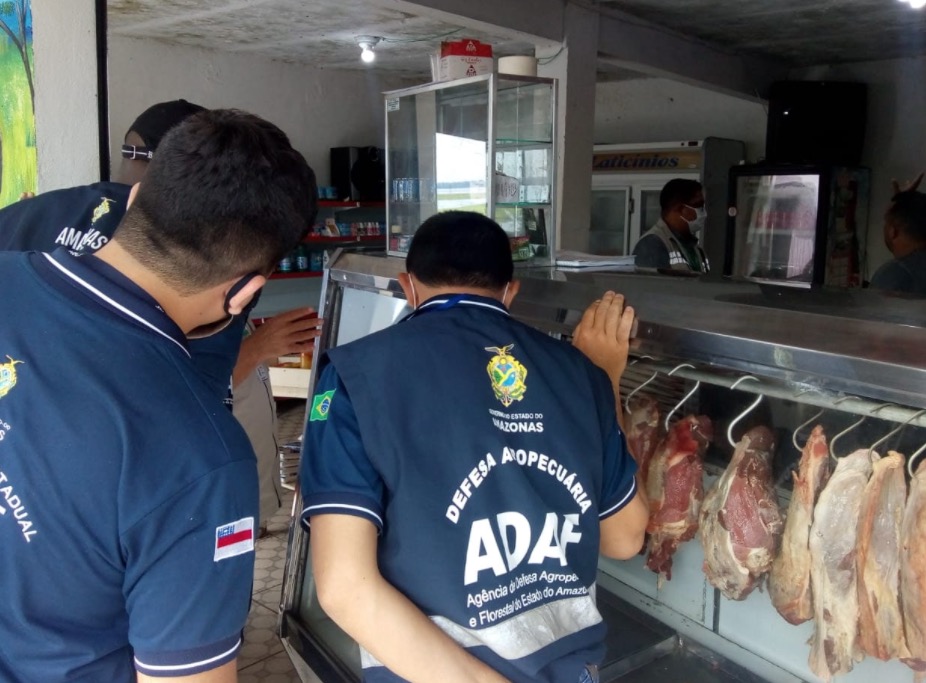Operação flagra venda de carnes ilegais em açougues no Amazonas