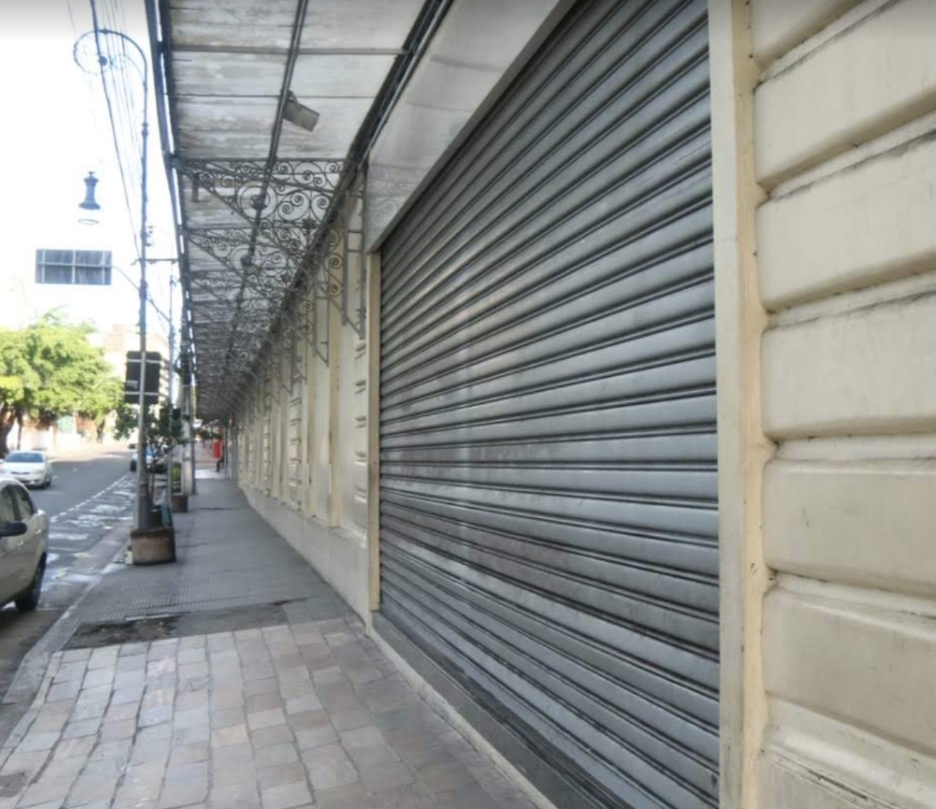 Novo decreto deve prorrogar fechamento do comércio no Amazonas  