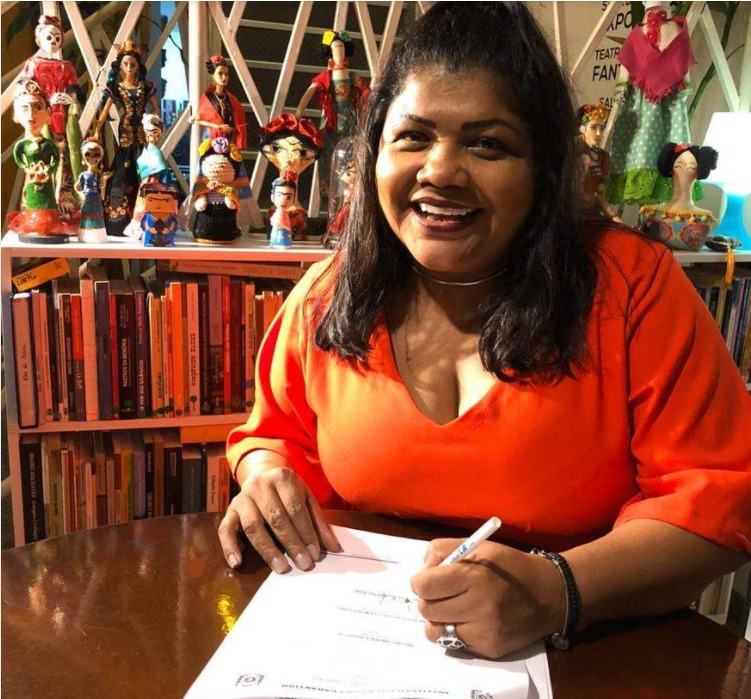 Márcia Siqueira é anunciada como 1ª levantadora de toadas de Parintins