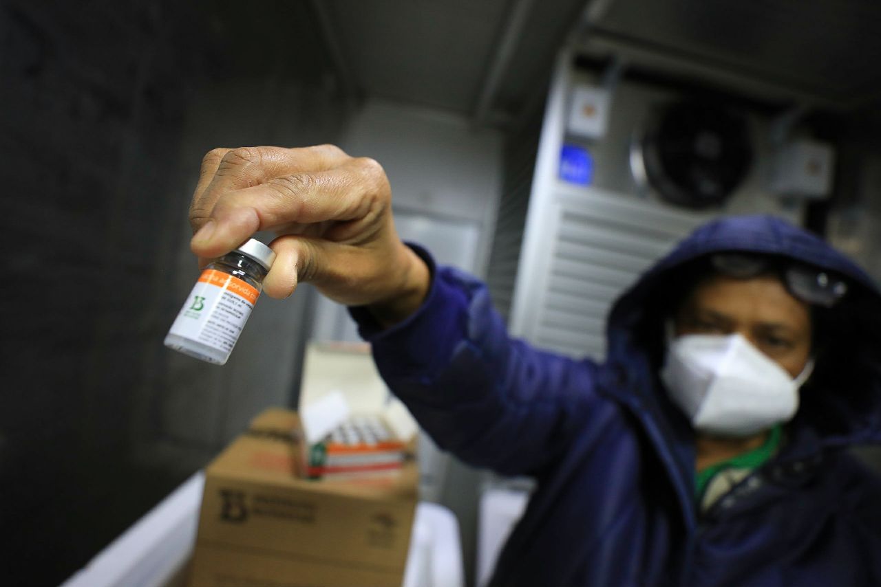 Idosos de 70 a 74 anos serão vacinados contra Covid-19 no Amazonas