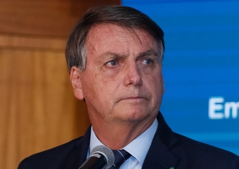 Bolsonaro diz que fez 'mais do que é obrigado' sobre colapso em Manaus
