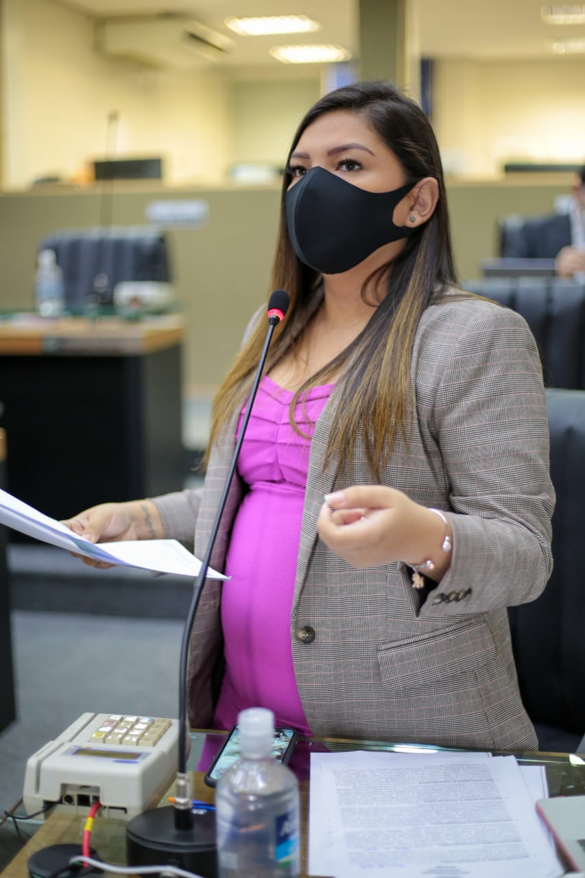 Deputada do Amazonas anuncia implementação de carteiras para autistas