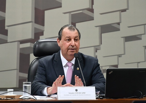 Omar elogia bancada e ressalta luta por incentivo ao polo de concentrados