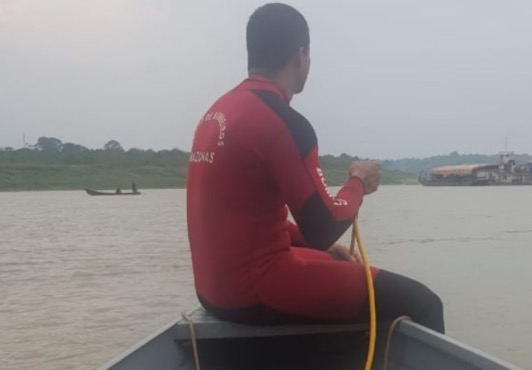 Corpo de Bombeiros alega falta de mergulhadores para procurar criança no AM