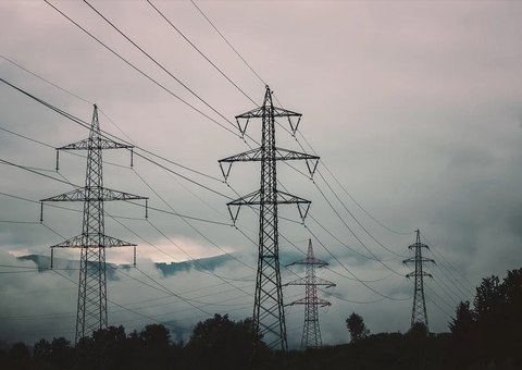 DPE pede urgência na análise de ação contra aumento de energia 