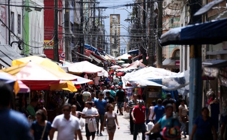 ACA pede adiamento da suspensão de serviços não essenciais no Amazonas