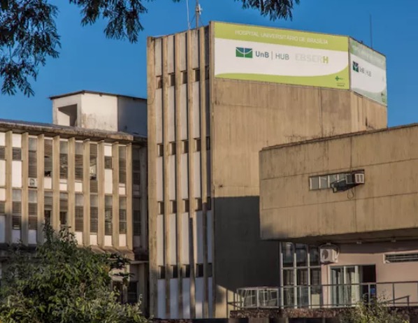 Paciente com covid transferida de Manaus para Brasília morre em UTI