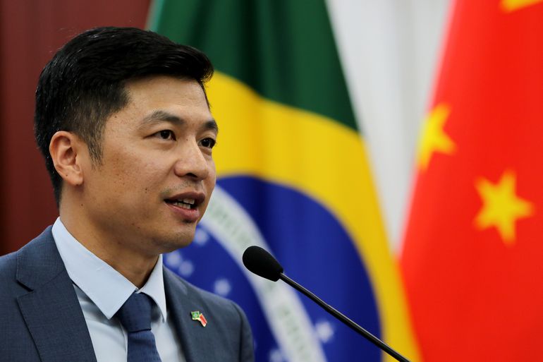 China vai doar dinheiro para ajudar no combate à crise na saúde em Manaus