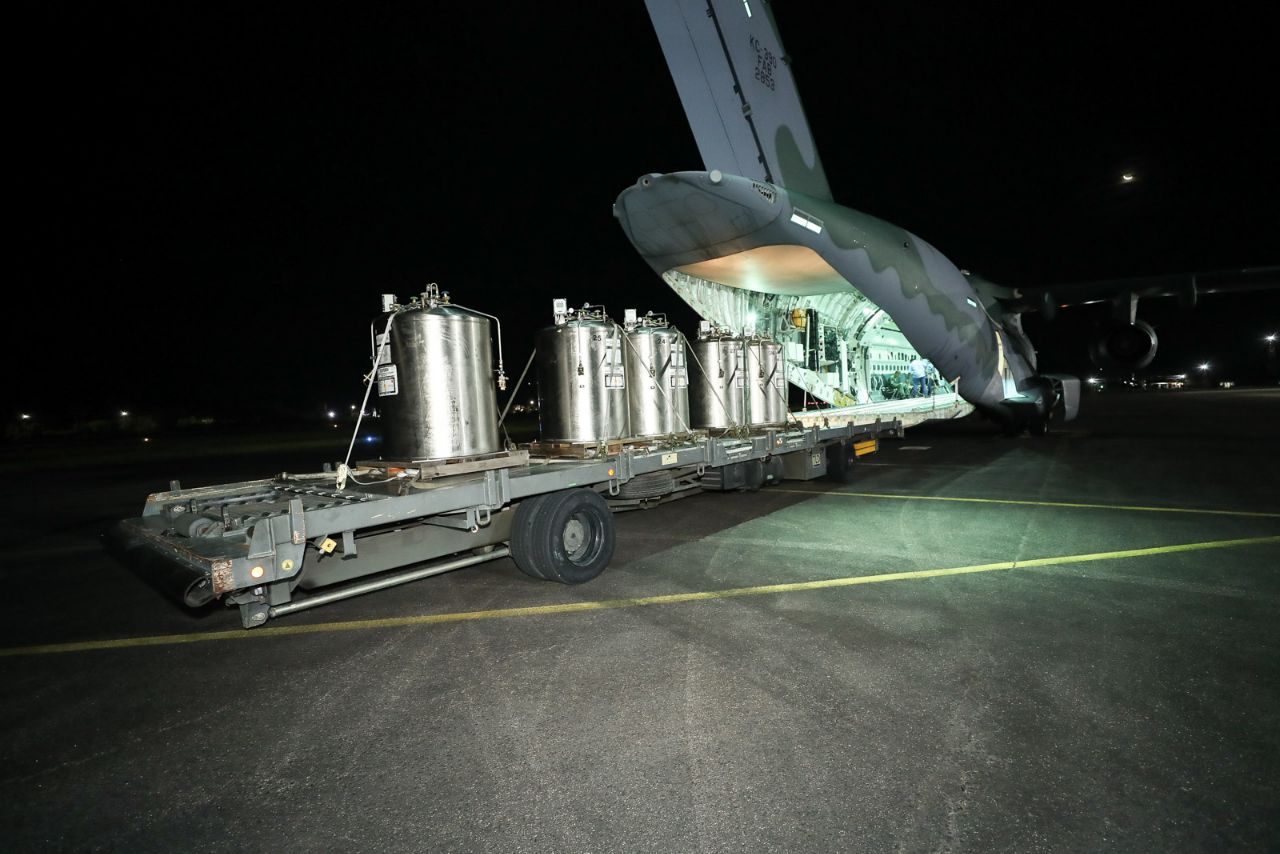 Ministério da Saúde envia ao Amazonas tanques e cilindros de oxigênio