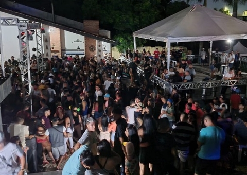 Com aglomerações, bares são autuados em Manaus 