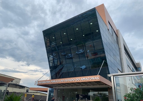 Defensorias determinam que União compre mais vacinas contra covid para o AM