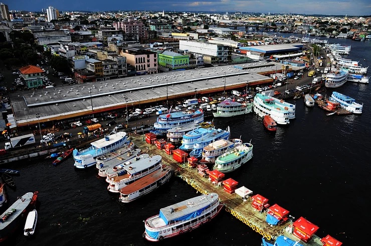 DPE dá 48h para governo decidir sobre suspensão de transporte no Amazonas