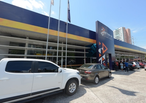 Detran-AM desmente afastamento de diretor