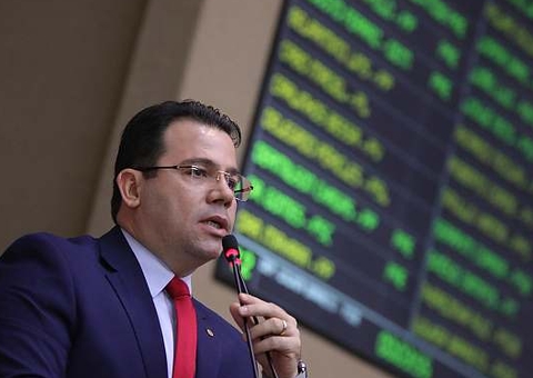 Wilson Lima é acusado de improbidade por deputado e MP será acionado