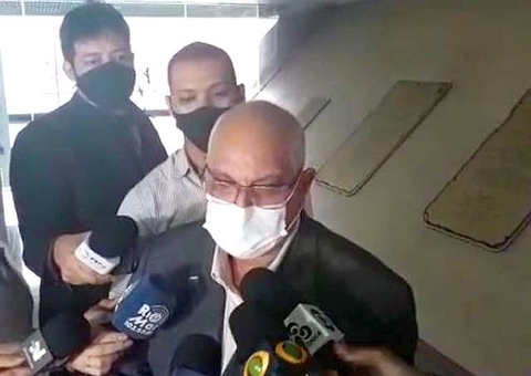 Médico diz que governador do AM tem conduta genocida e pede seu afastamento