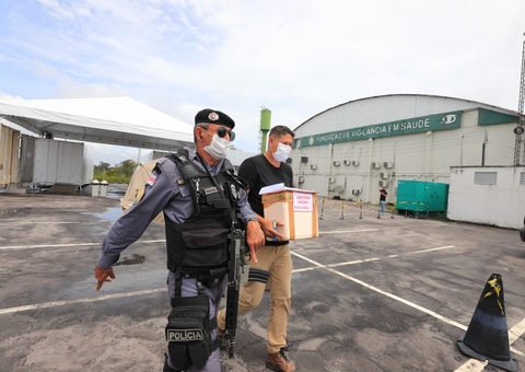 Saiba como acompanhar número de vacinados e distribuição de vacinas no AM
