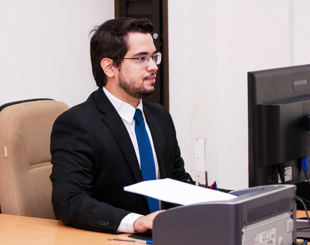 Justiça exige transferência de pacientes do interior e multa Governo do AM 