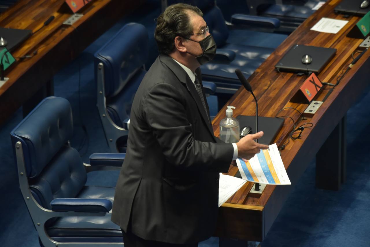 Braga pede ao Governo Federal o fornecimento de 1 milhão de vacinas ao AM