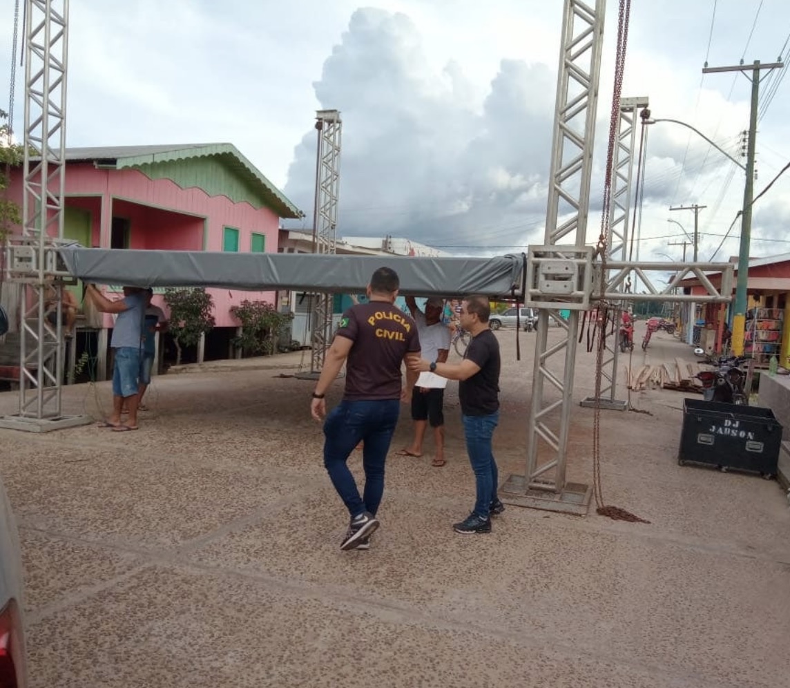 Comício irregular é impedido pela polícia no Amazonas