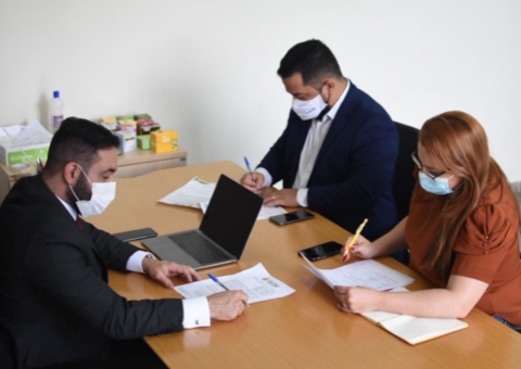 Procon e OAB assinam termo para fiscalizações na Black Friday 