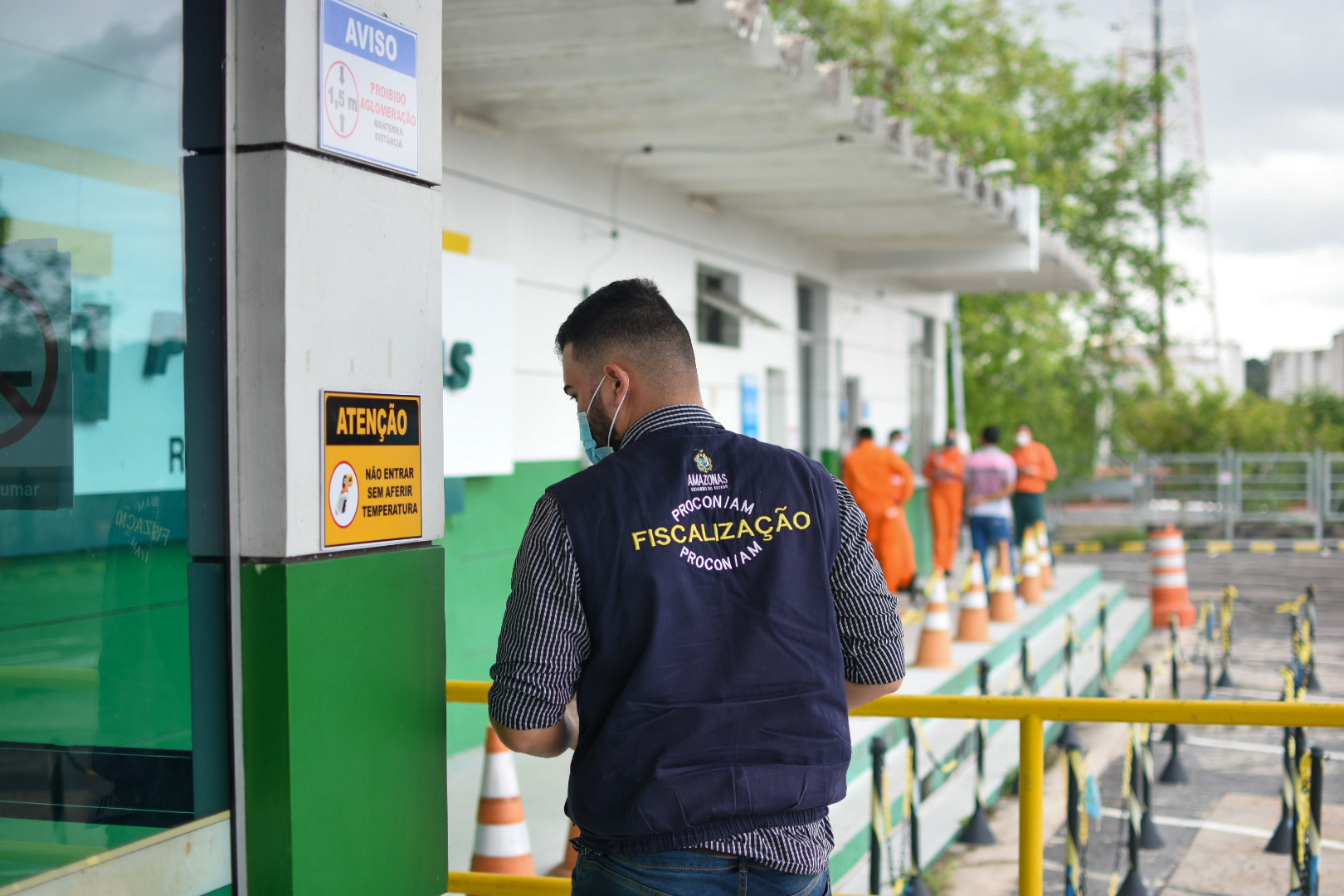 Distribuidoras são notificadas por preço abusivo da gasolina em Manaus