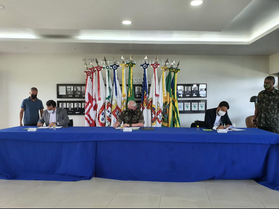 Secretaria de Segurança recebe 100 fuzis do Exército Brasileiro