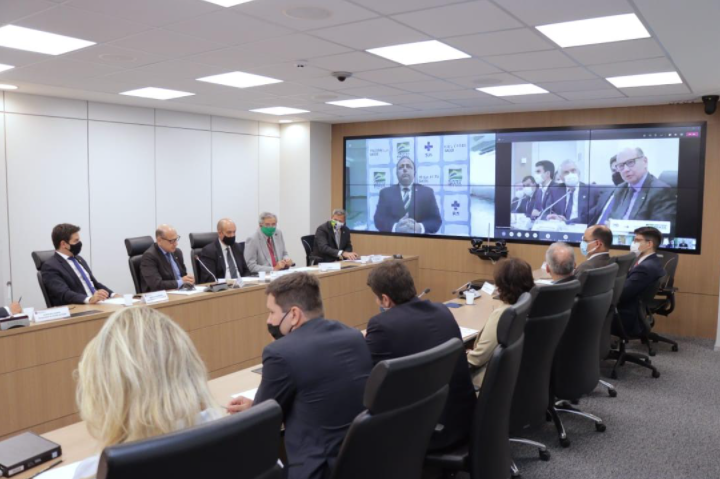 Covid-19: Governador e ministro da Saúde tratam sobre vacinação no Amazonas