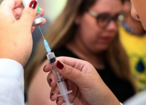 Amazonas inicia multivacinação e campanha contra poliomielite