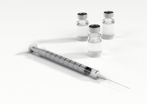 Primeiras remessas da vacina de Oxford serão enviadas hoje ao Brasil