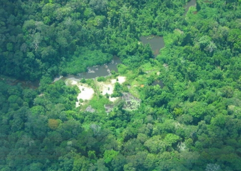 Indígenas sofrem consequências do garimpo ilegal na Amazônia