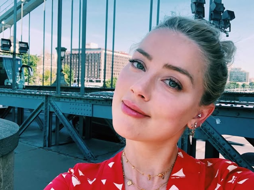 Amber Heard anuncia segunda gravidez 