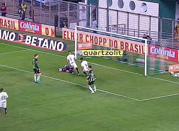 Corinthians perde para América-MG em jogo com brilho de goleiro