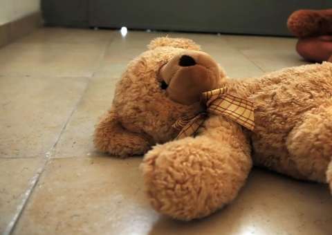 Tio estupra menina de 13 anos e envia mensagem pedindo perdão a mãe