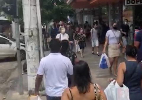 AO VIVO: Centro de Manaus está lotado após reabertura de comércio; assista
