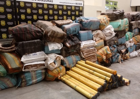 Operação da DRCO apreende dinheiro e drogas em residências de empresário