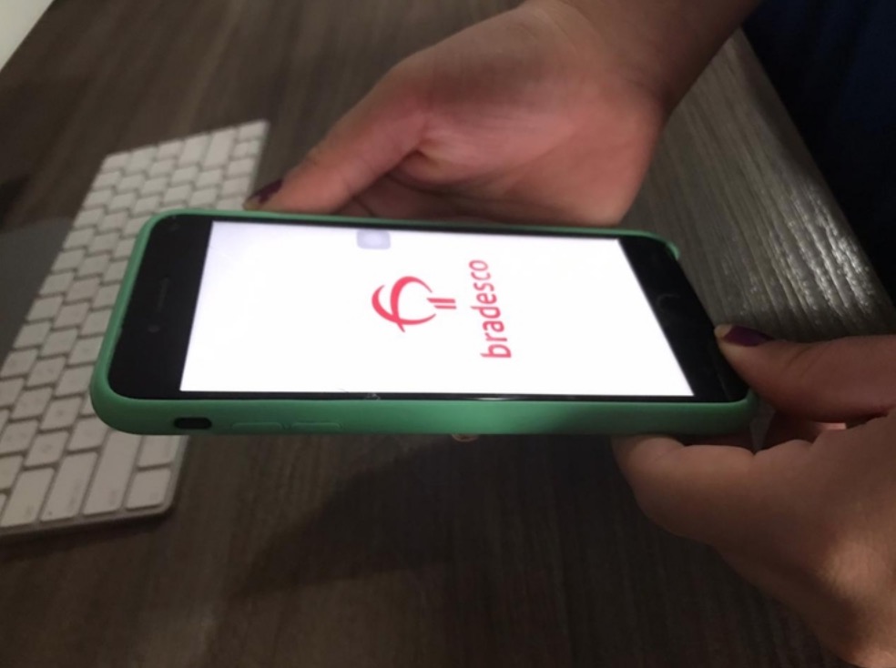 Aplicativo do Bradesco continua fora do ar nesta sexta-feira