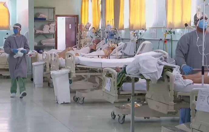 Com 100% de leitos lotados, Araraquara vive mesmo caos na saúde que Manaus