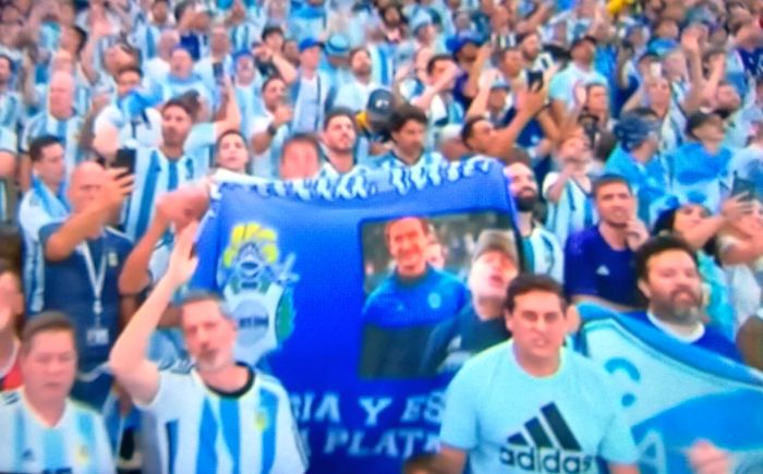 Argentina foge da eliminação e derrota México pela Copa do Mundo